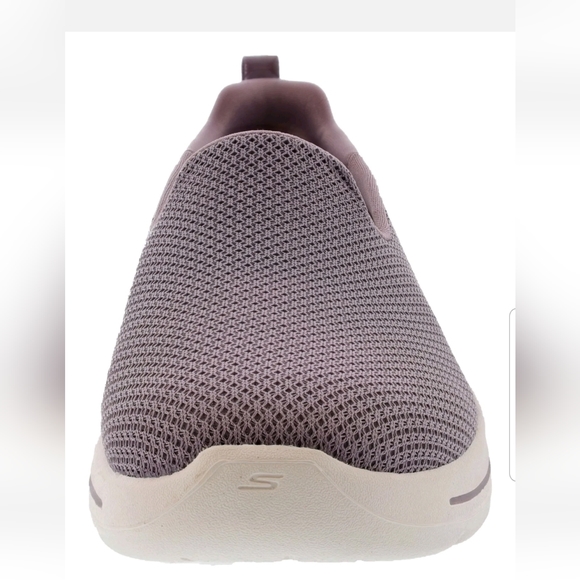 Skechers GOWalk Arch Fit Washable Knit Slip-On. BNWT. Never worn. - Picture 12 of 13